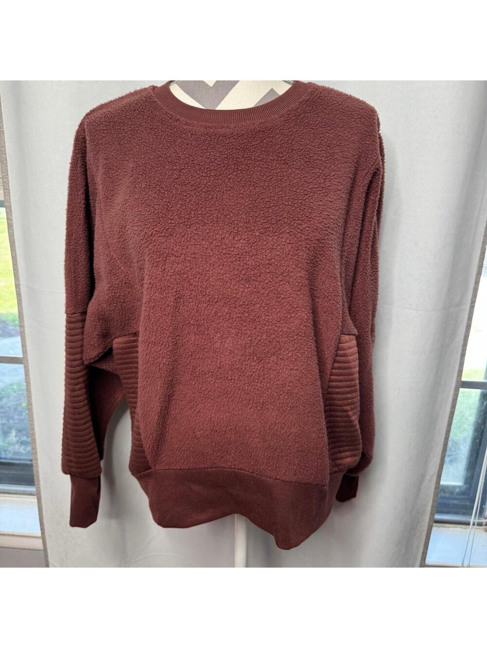 Elie Tahari Sport Pullover sweater